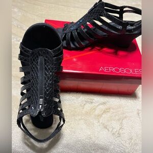 AEROSOLES Black Heeled Shoes with Sleek Design